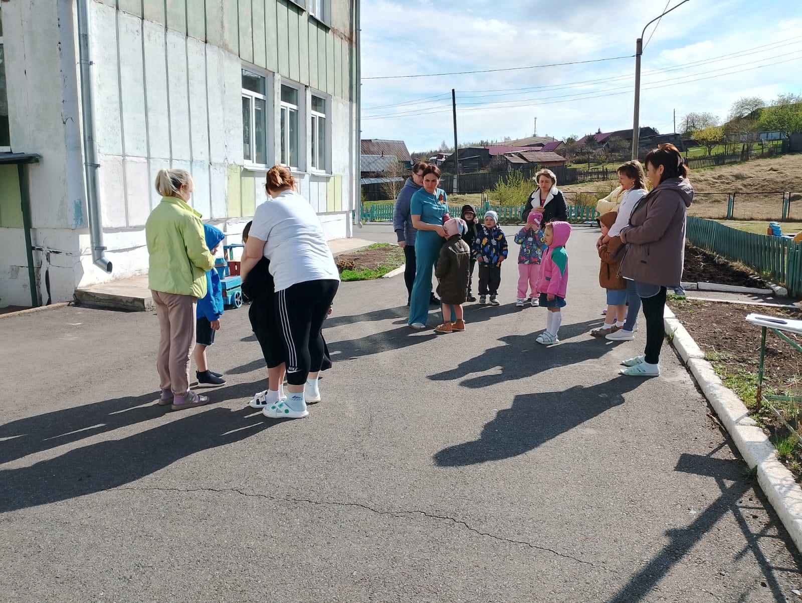Безопасность превыше всего: успешная эвакуация в Озероучумском детском саду.